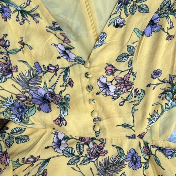 AFRM loa Angeles dress in yellow garden size Small - Picture 4 of 5